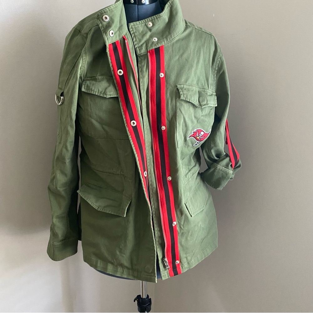 WEAR by Erin Andrews Tampa Bay Buccaneers Army Jacket